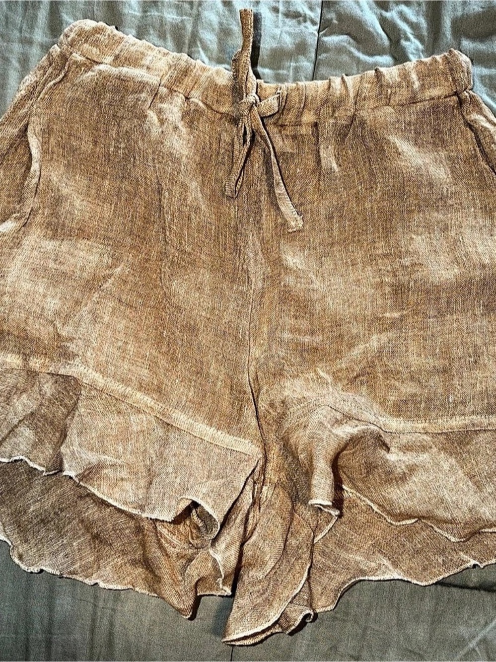 Positano Couture Ruffle Hem High Waist Linen Shorts 🇮🇹